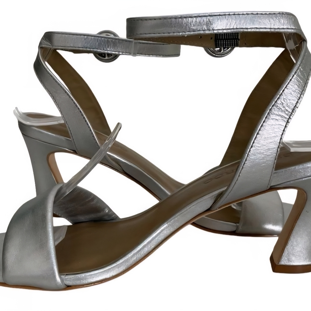 Bernardo Nora 2 Silver Metallic Leather Ankle Strap Sandal Heels Size 6 NWOT - Picture 6 of 13